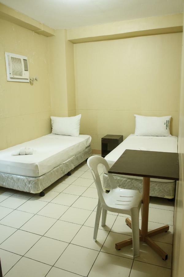 Gv Hotel - Valencia Zewnętrze zdjęcie