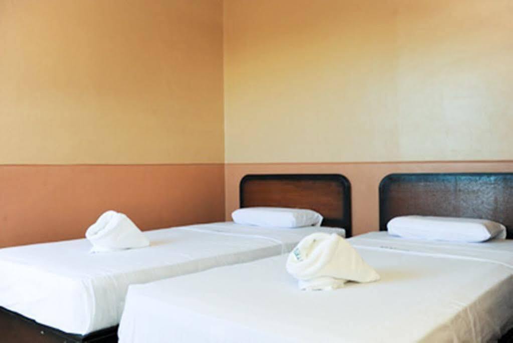 Gv Hotel - Valencia Zewnętrze zdjęcie